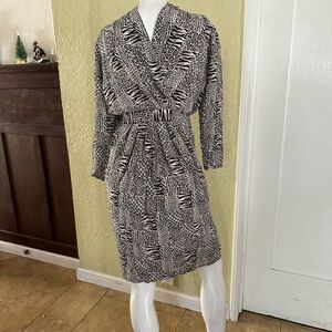 Elegant Animal Print Midi Dress